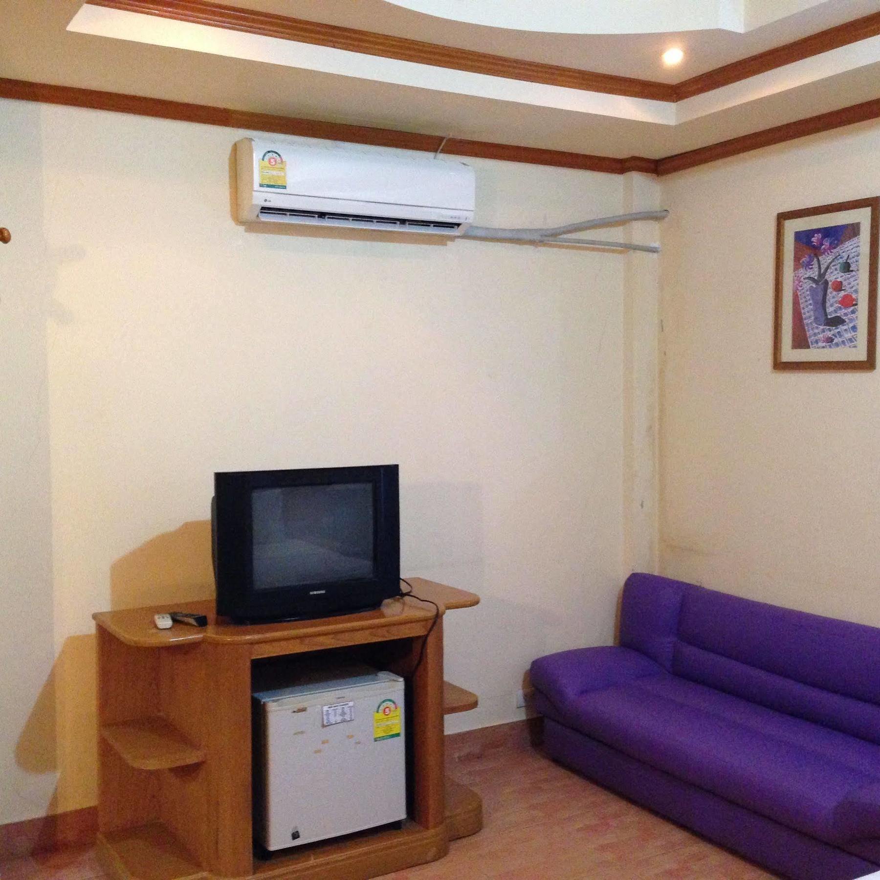 The House Patong Hotel Exterior photo